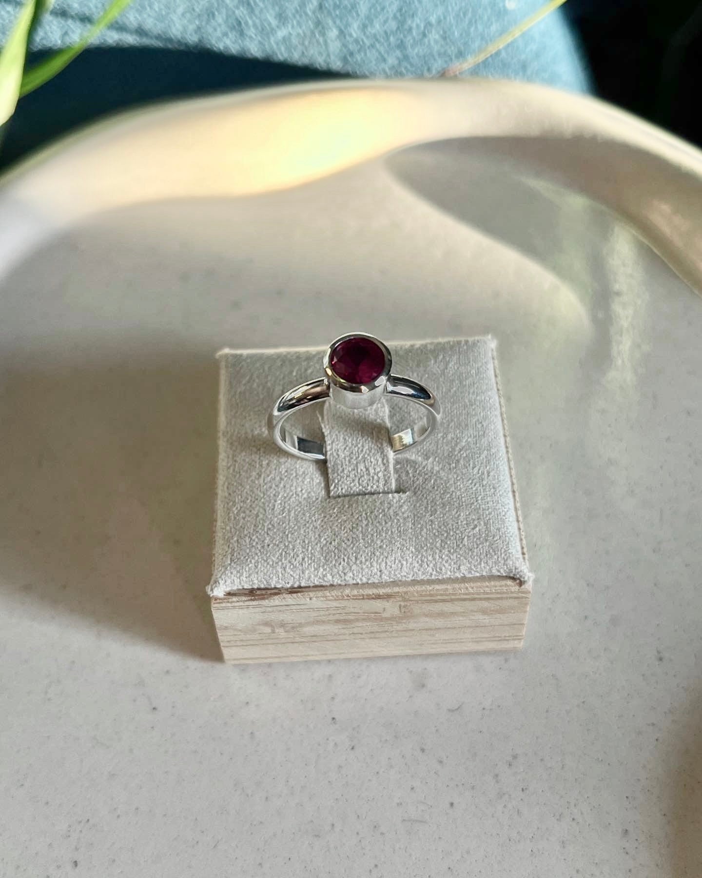 Anillo con circonia