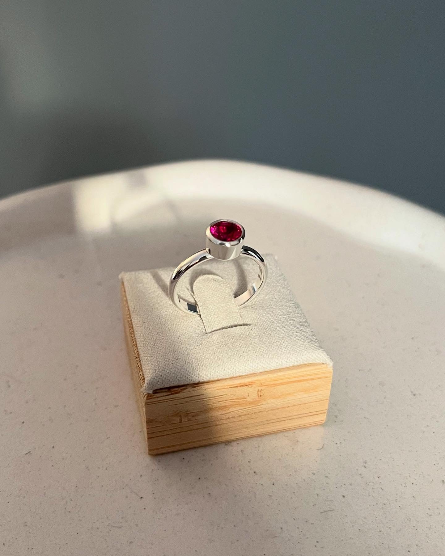 Anillo con circonia