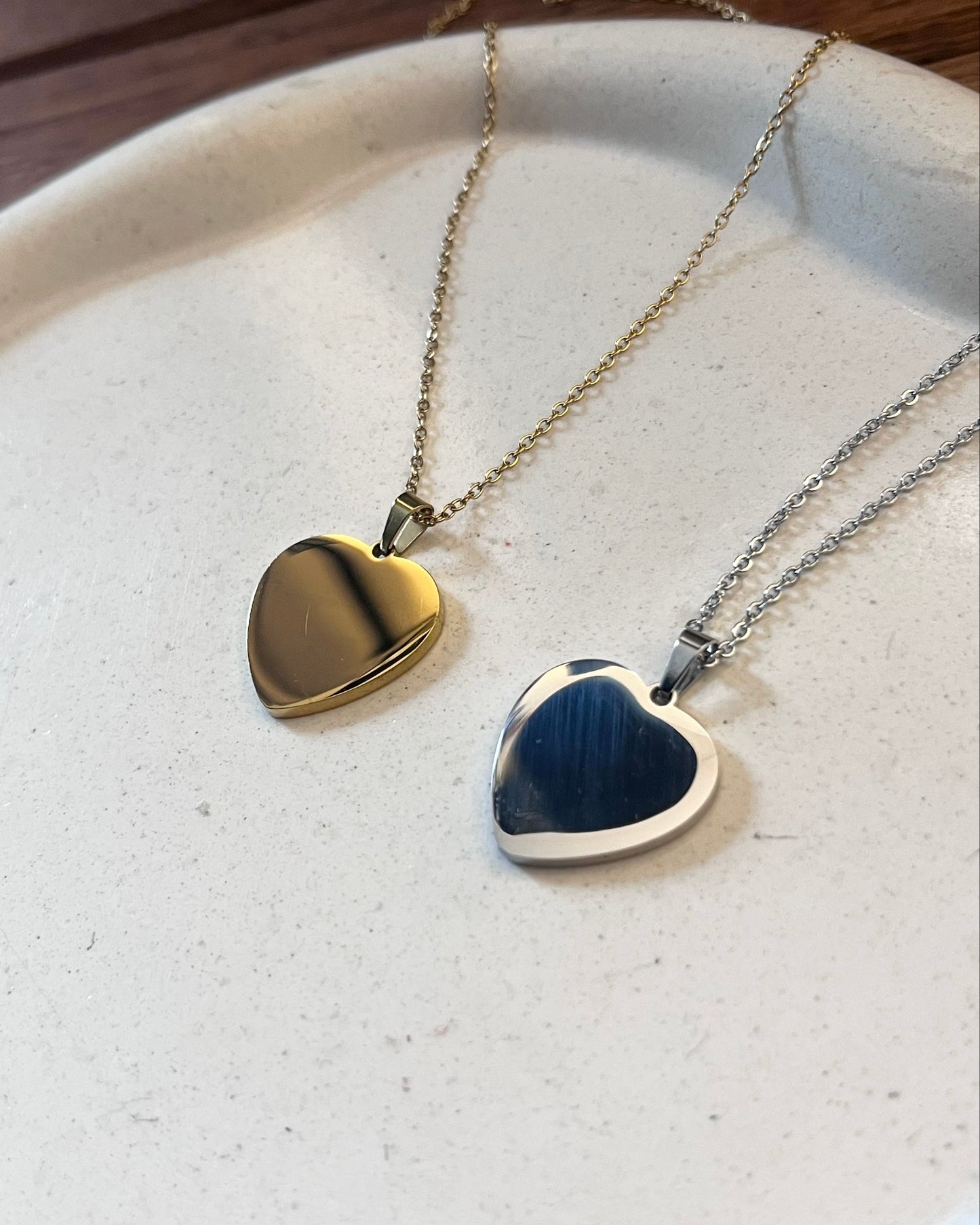 Dije corazón de acero