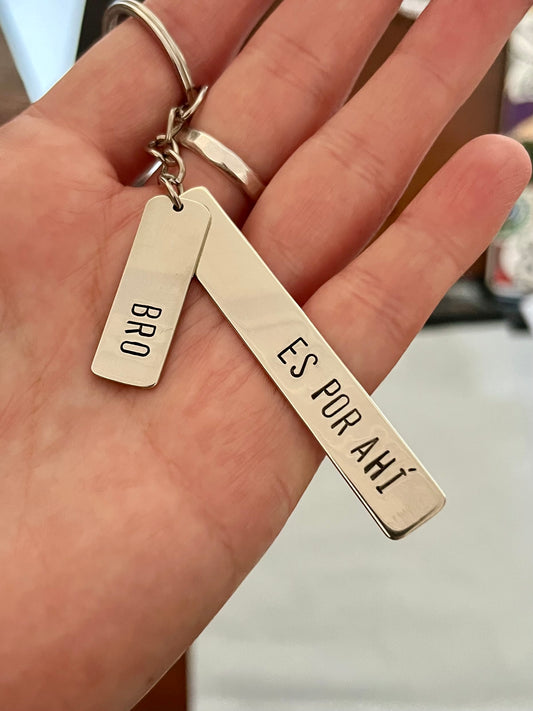 Llavero personalizado en alpaca - 2 chapitas