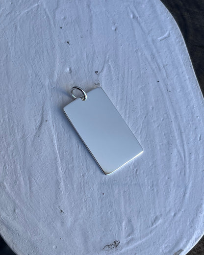 Dije rectangular grande