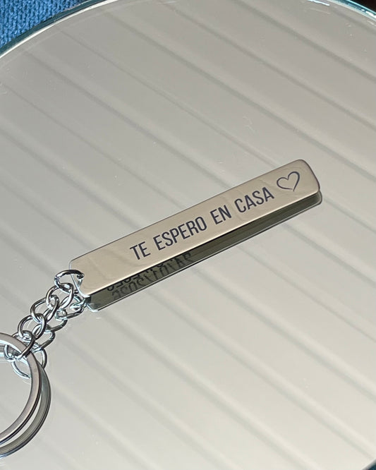 Llavero personalizado en alpaca - 1 chapita