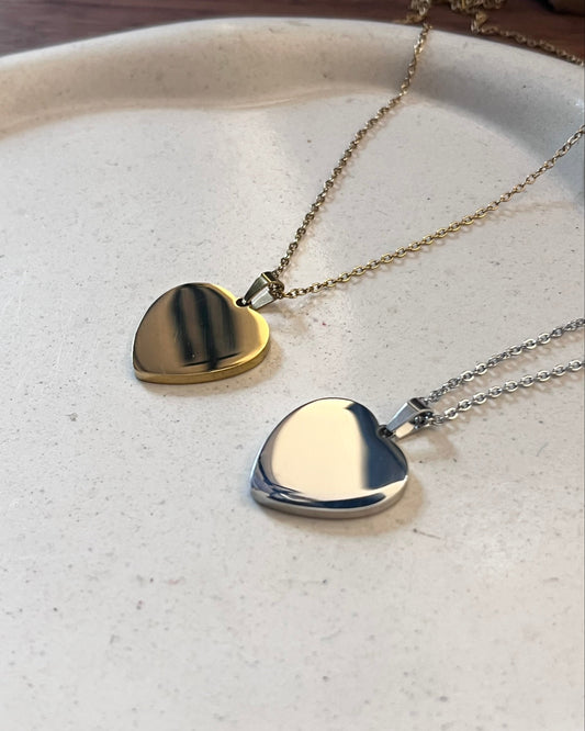 Dije corazón de acero