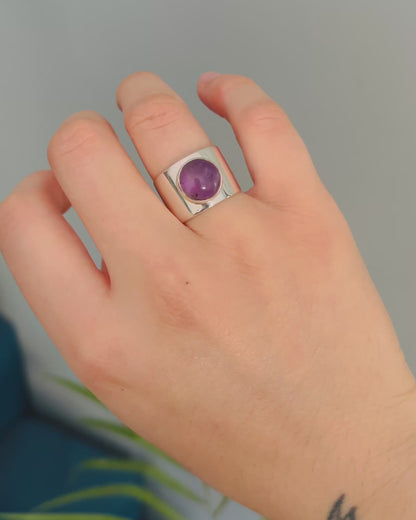 Anillo amatista ancho